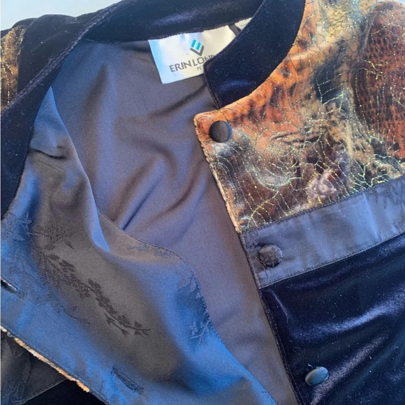 Vintage Erin London velvet, Petite size medium  black and gold - Picture 12 of 15